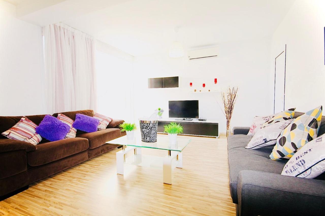 Big 2 Bedroom, Xxl Pool, In Hearth Of Ayia Napa Ngoại thất bức ảnh